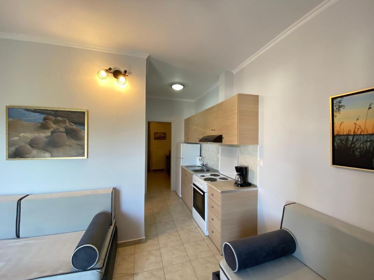 Caviro Apartment Moudhros Exterior photo